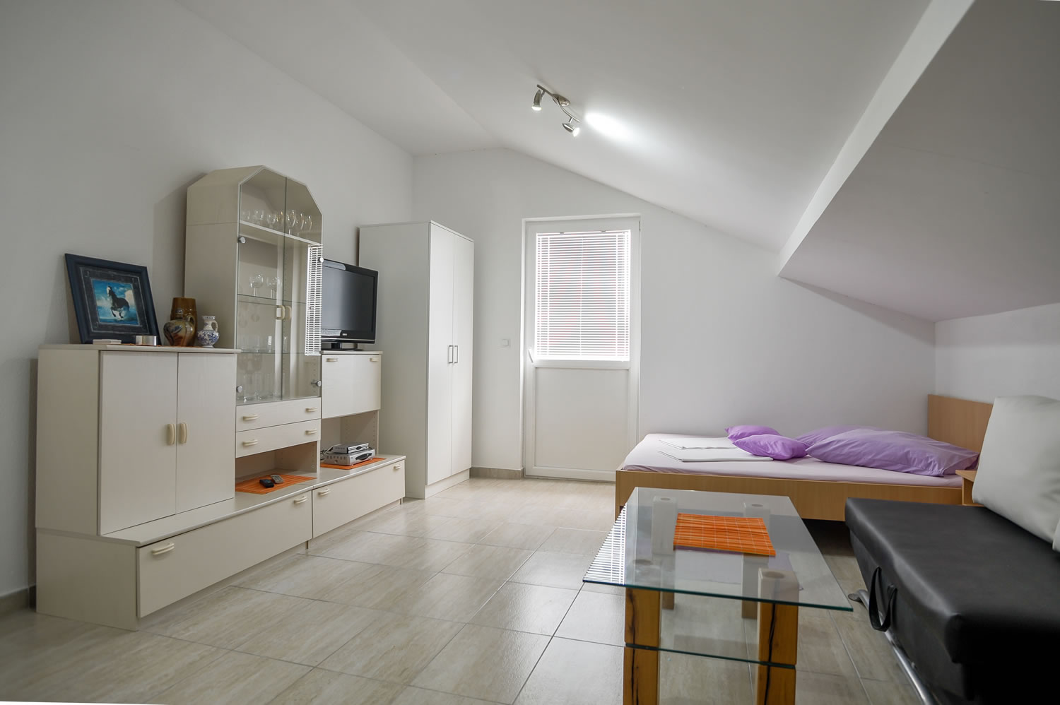 Apartment 0-S